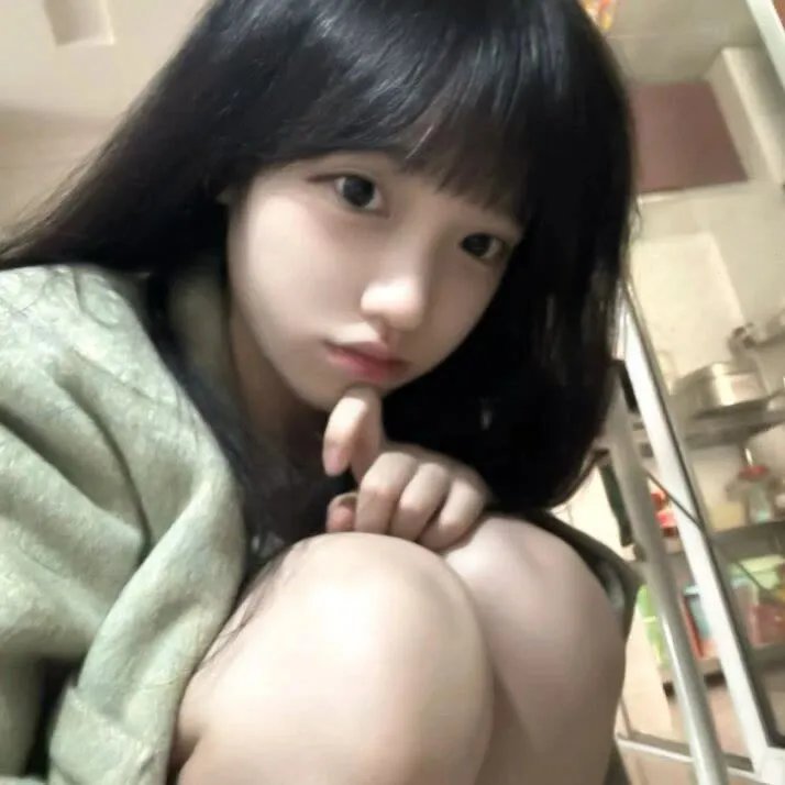 雏燕鸣春